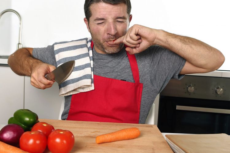 Todo lo que tienes que saber para trabajar como ayudante de cocina