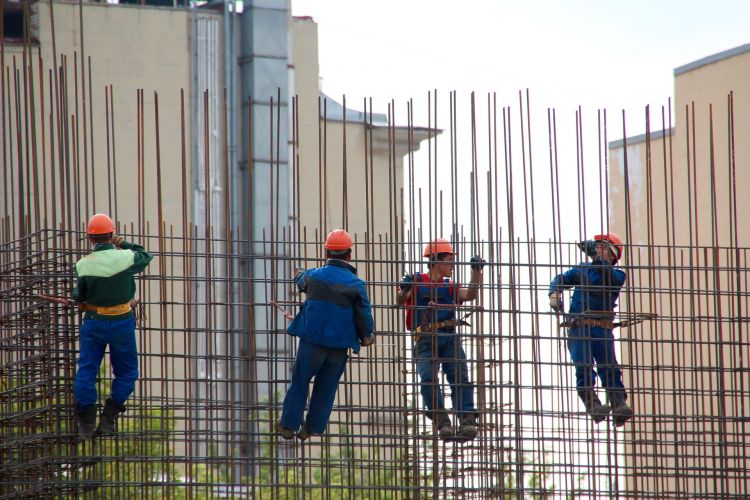 derechos si trabaja en construcción