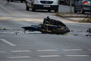 Determinar el culpable de un accidente en moto